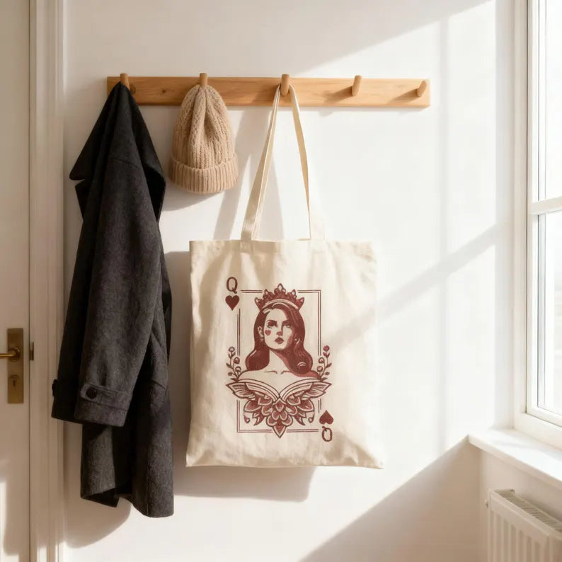 Queen of Hearts Tote